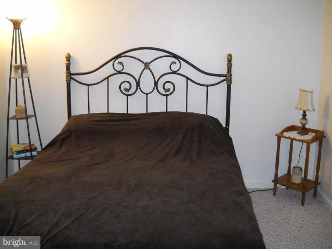 42815 Pilgrim Square Chantilly, VA 20152 - Photo 14 of 15 Bedroom #2