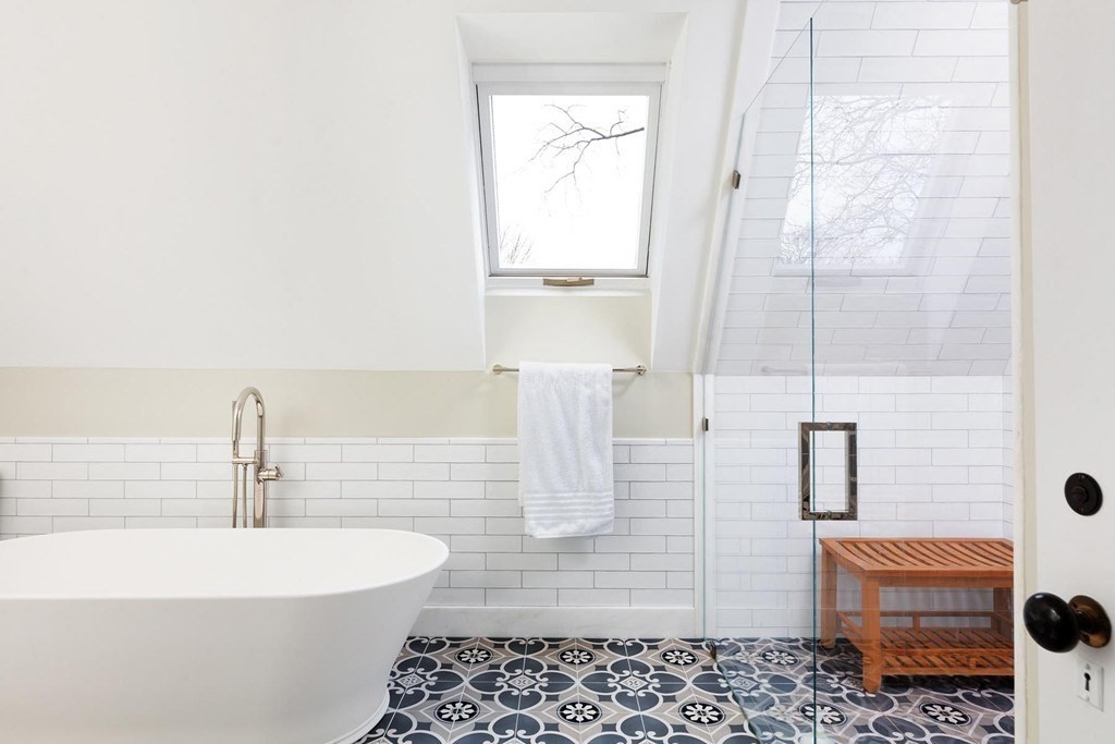 125 Addington Road Brookline, MA 02445 - Photo 14 of 28