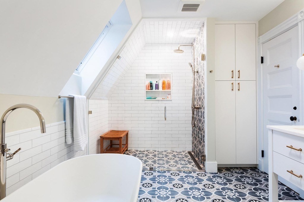 125 Addington Road Brookline, MA 02445 - Photo 15 of 28