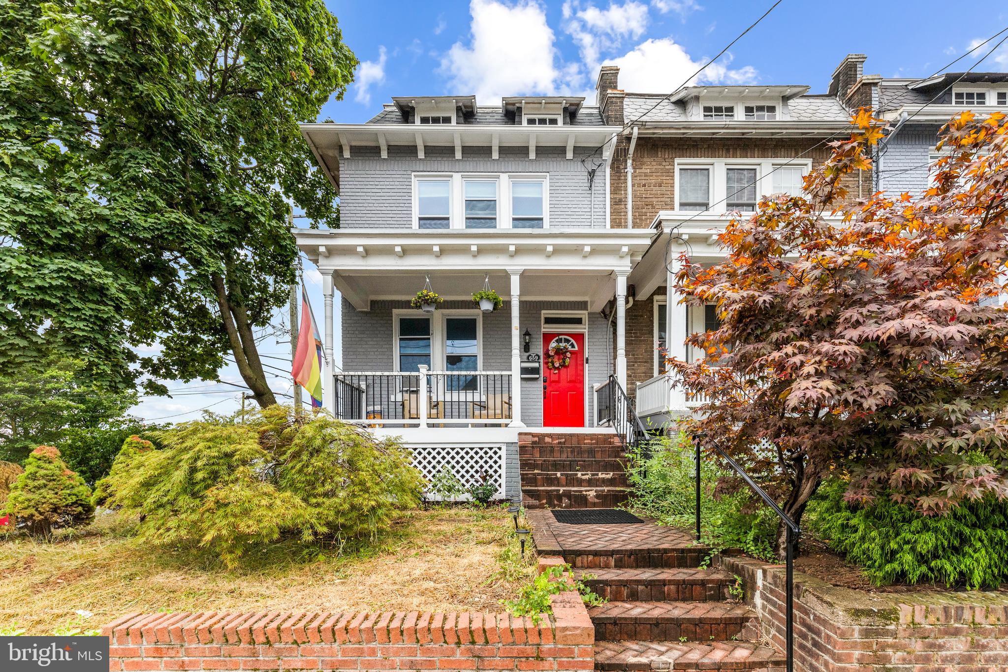 659 Girard St Northeast  