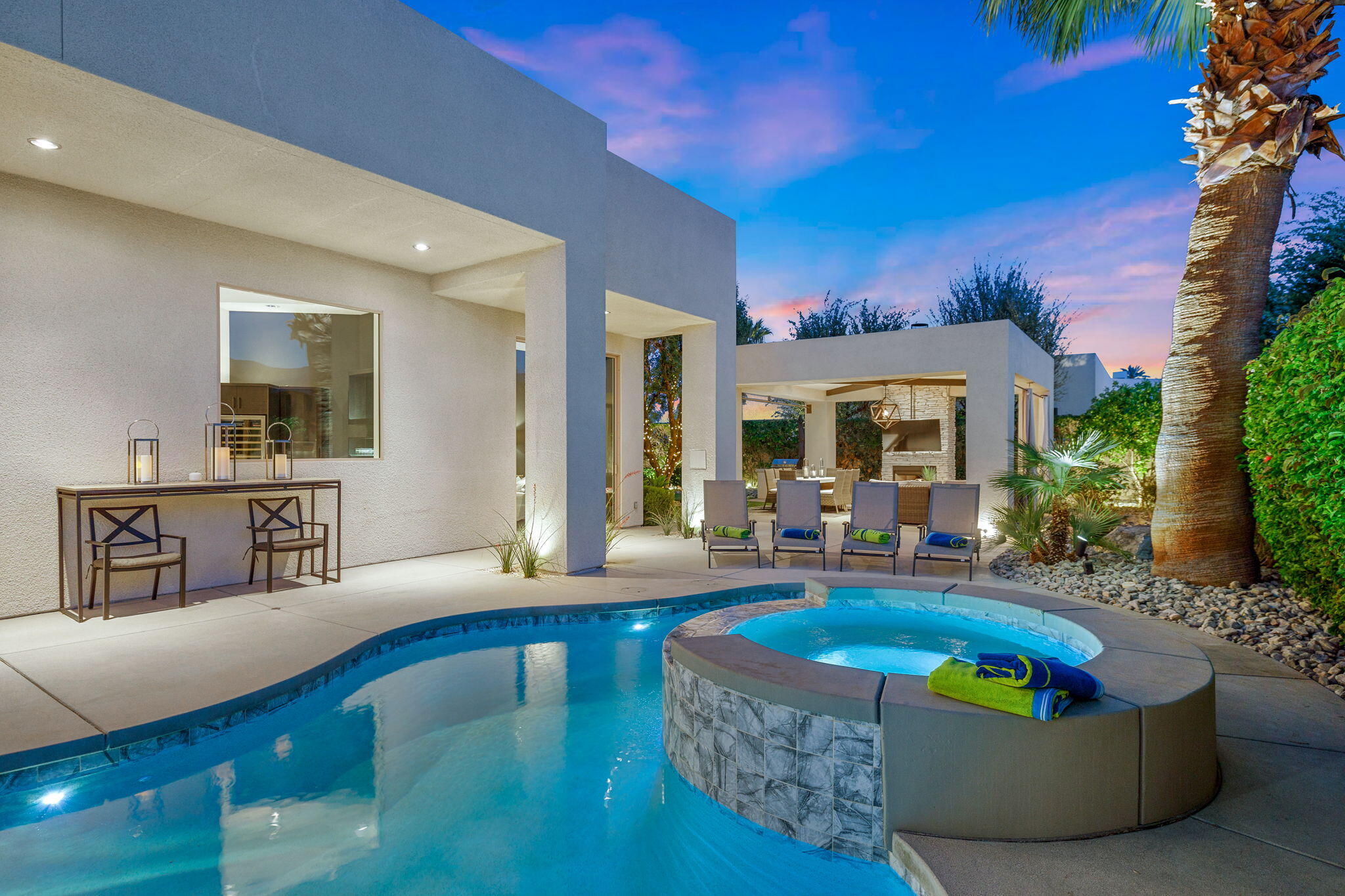 36725 Palm View Road Rancho Mirage, CA 92270 - Photo 25 of 136 a living room with furniture and a potted plant
