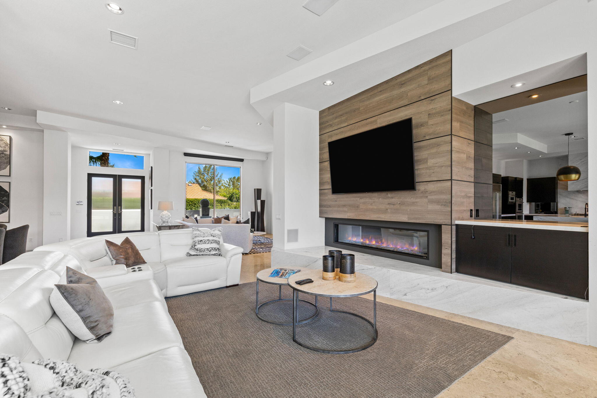 36725 Palm View Road Rancho Mirage, CA 92270 - Photo 40 of 136 a living room with furniture and a flat screen tv
