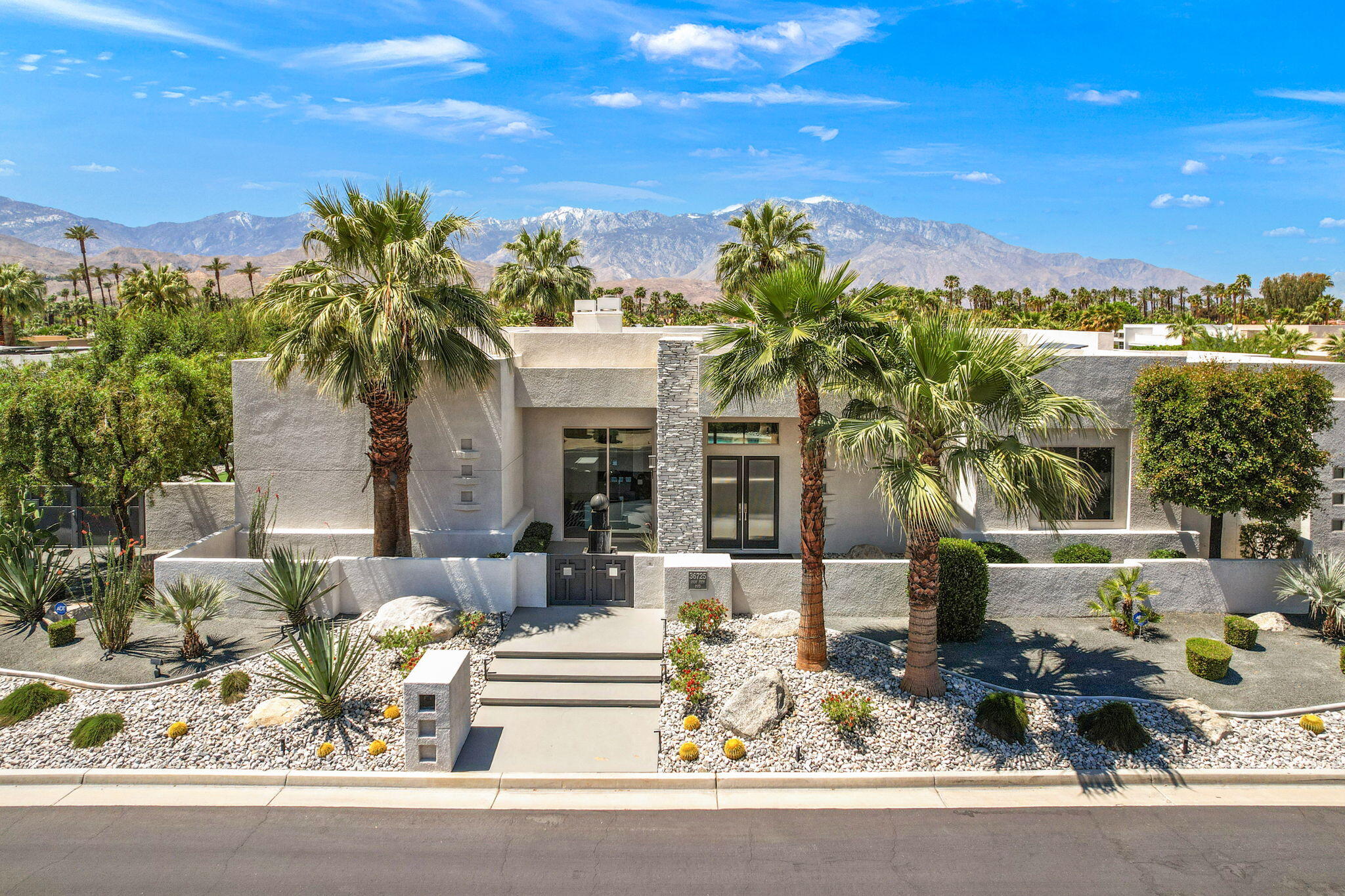 36725 Palm View Road Rancho Mirage, CA 92270 - Photo 62 of 136 62-web-or-mls-DJI_0010