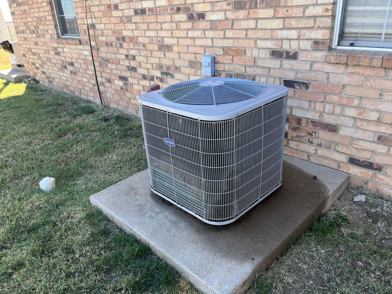 1492 Co Road Hale Center, TX 79041 - Photo 32 of 64 a front view of a house with a yard