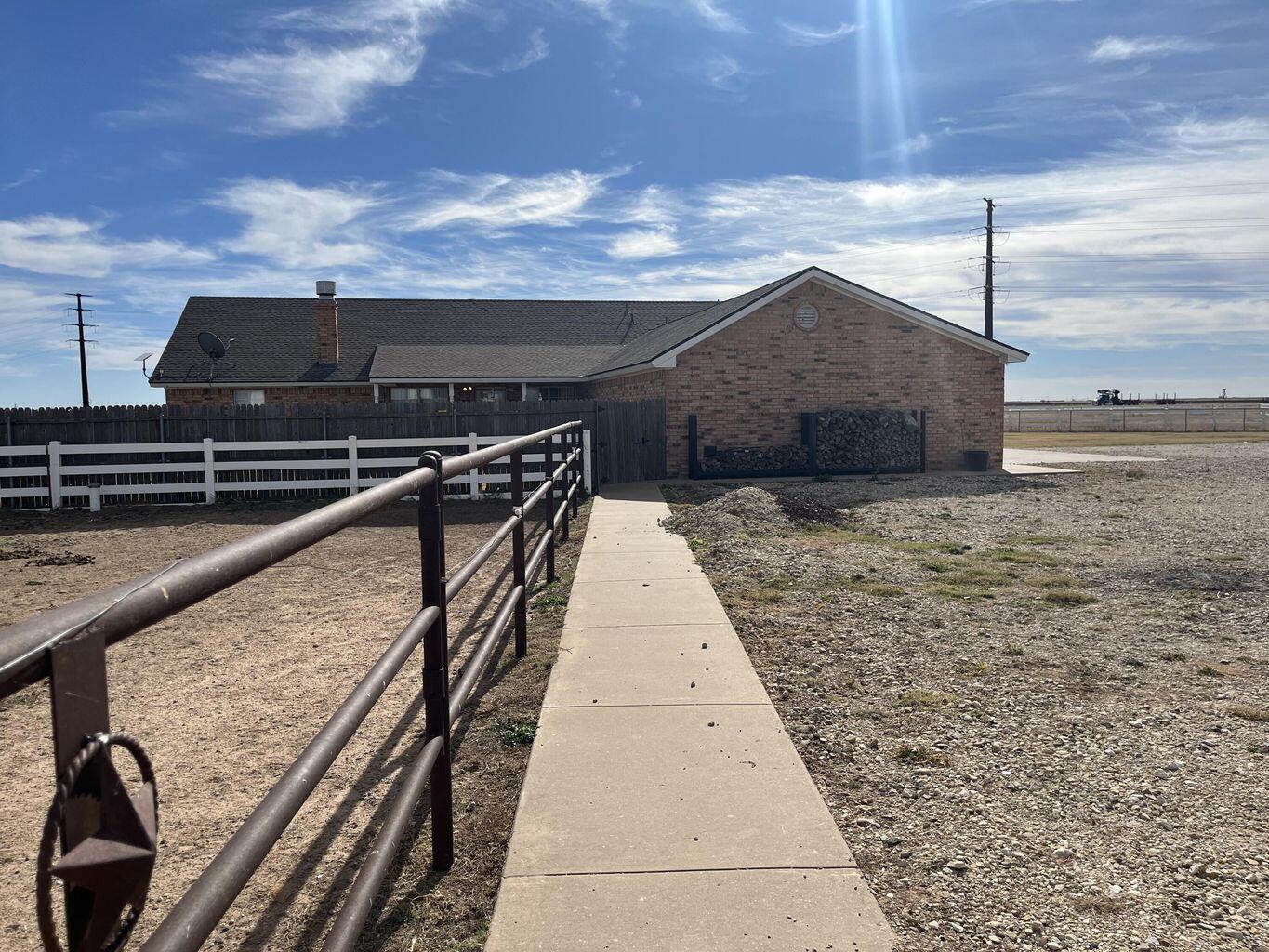1492 Co Road Hale Center, TX 79041 - Photo 41 of 64 a view of buildings