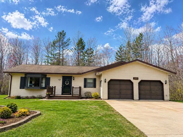 $389,000 | 1145 Woodland Drive, Rhinelander, WI 54501