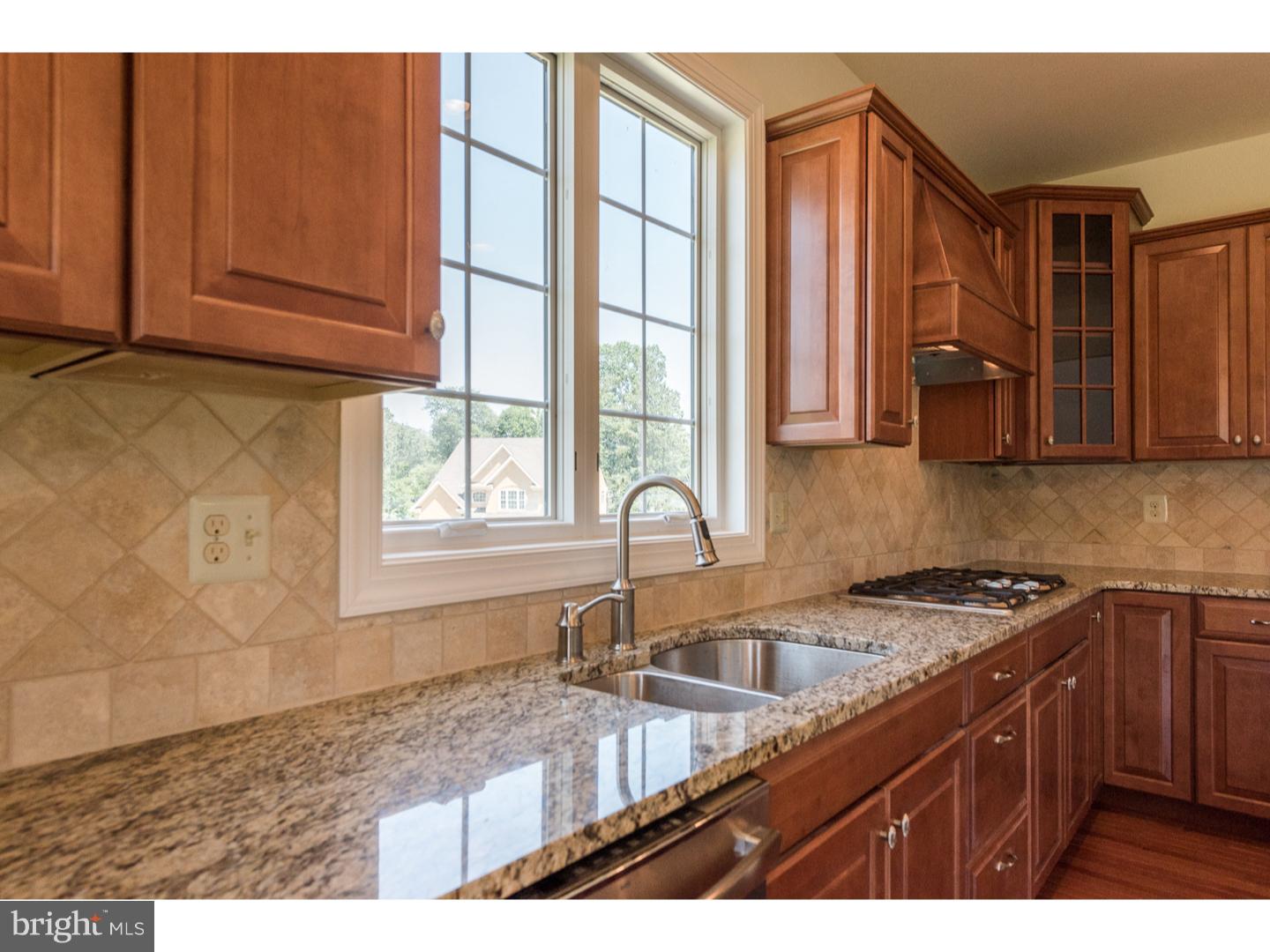 104 North Hillcrest Road Springfield, PA 19064 - Photo 3 of 25