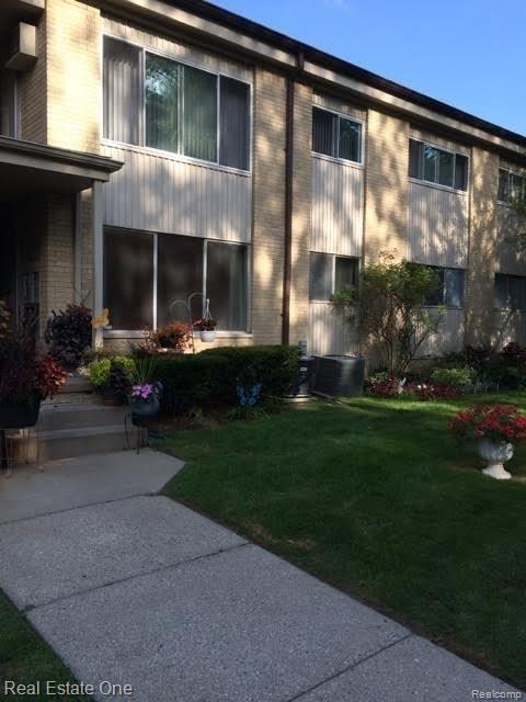 25551 Lahser Road Southfield, MI 48033 - Photo 1 of 24