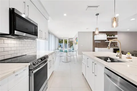 $1,429,000 | 2801 Northeast 59th Street, Fort Lauderdale, FL 33308