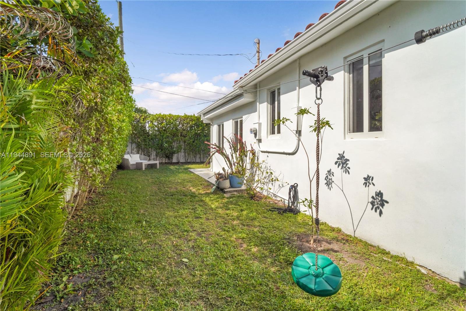 1450 Southwest 20th Avenue Miami, FL 33145 - Photo 36 of 44 a view of outdoor space and yard