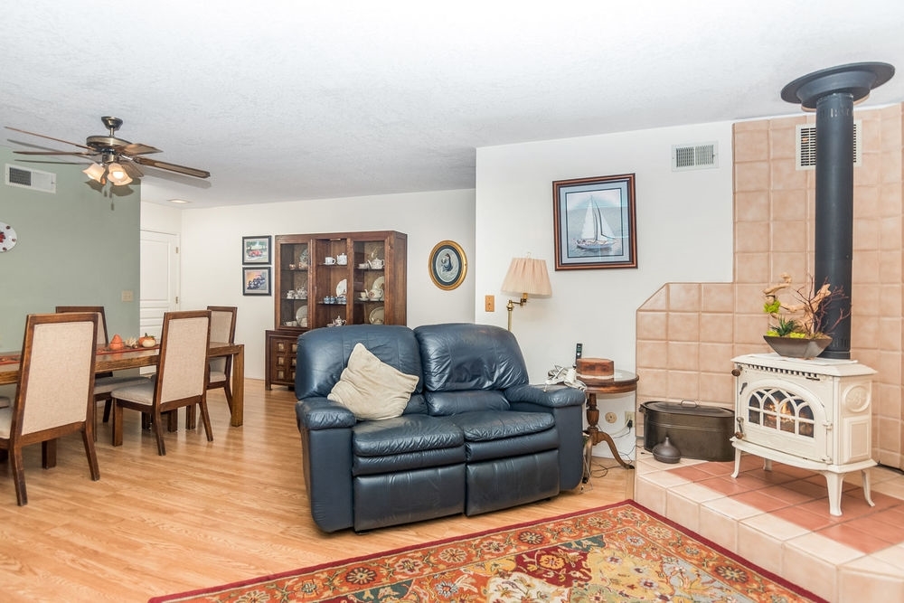 12550 Ridgeton Drive Lakeside, CA 92040 - Photo 6 of 25 Gallery Image 6