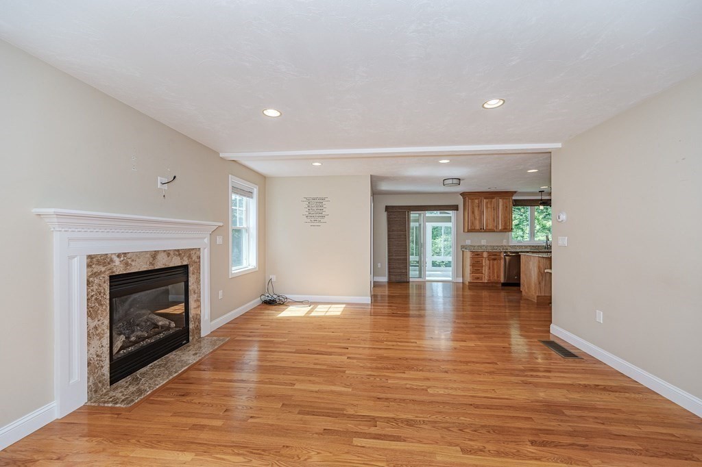 22 Mill Street Middleton, MA 01949 - Photo 8 of 40 Gallery Image 8