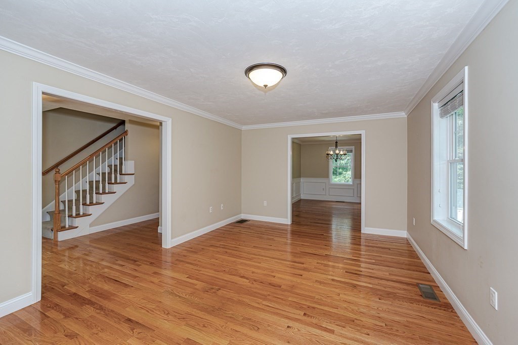22 Mill Street Middleton, MA 01949 - Photo 9 of 40 Gallery Image 9