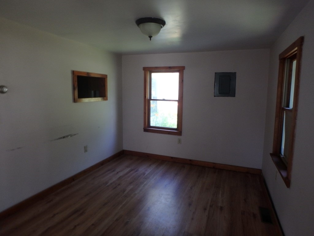 186 Branch Road Roxbury, NH 03431 - Photo 8 of 12