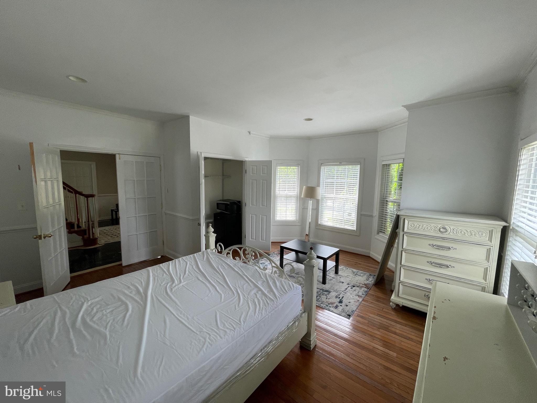 12530 Popes Head Road Clifton, VA 20124 - Photo 3 of 11