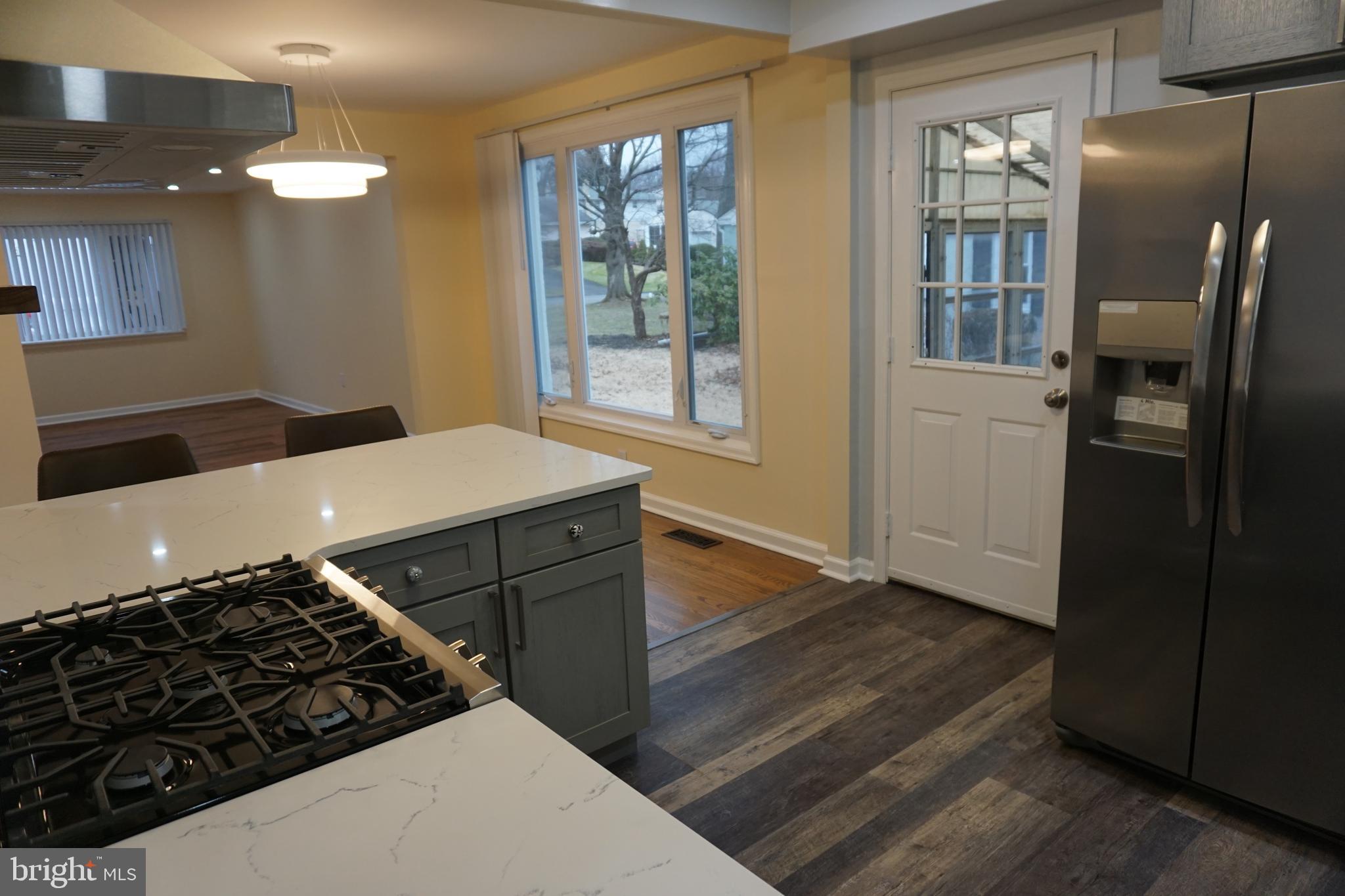 8031 Hammond Road Cheltenham, PA 19012 - Photo 14 of 35