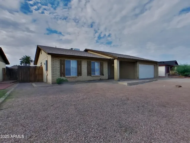 $2,019 | 955 West Santa Cruz Drive, Tempe, AZ 85282