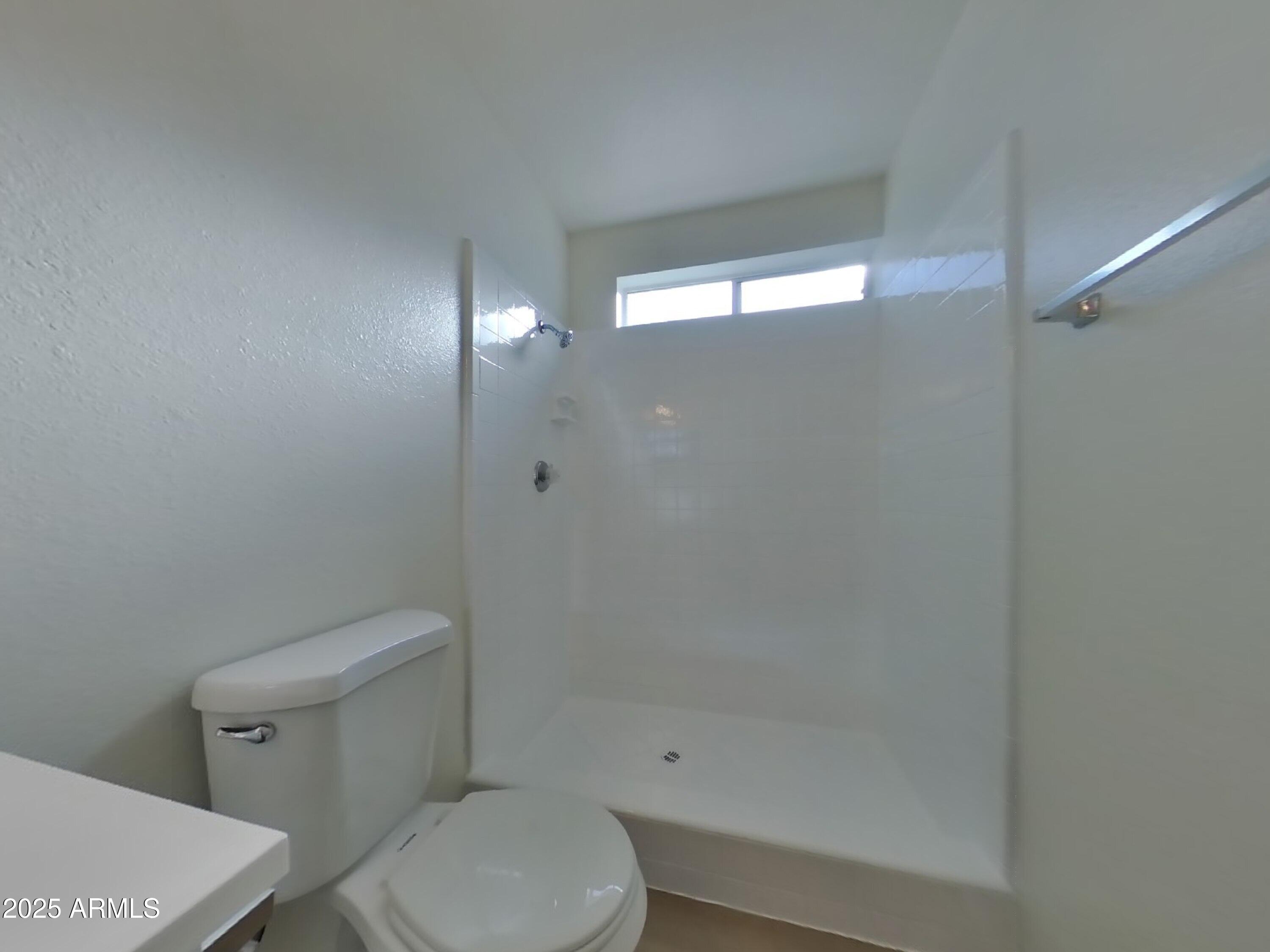 955 West Santa Cruz Drive Tempe, AZ 85282 - Photo 10 of 16 9_pc_uu285DRwSd_YGjsYSu0At_layout_1