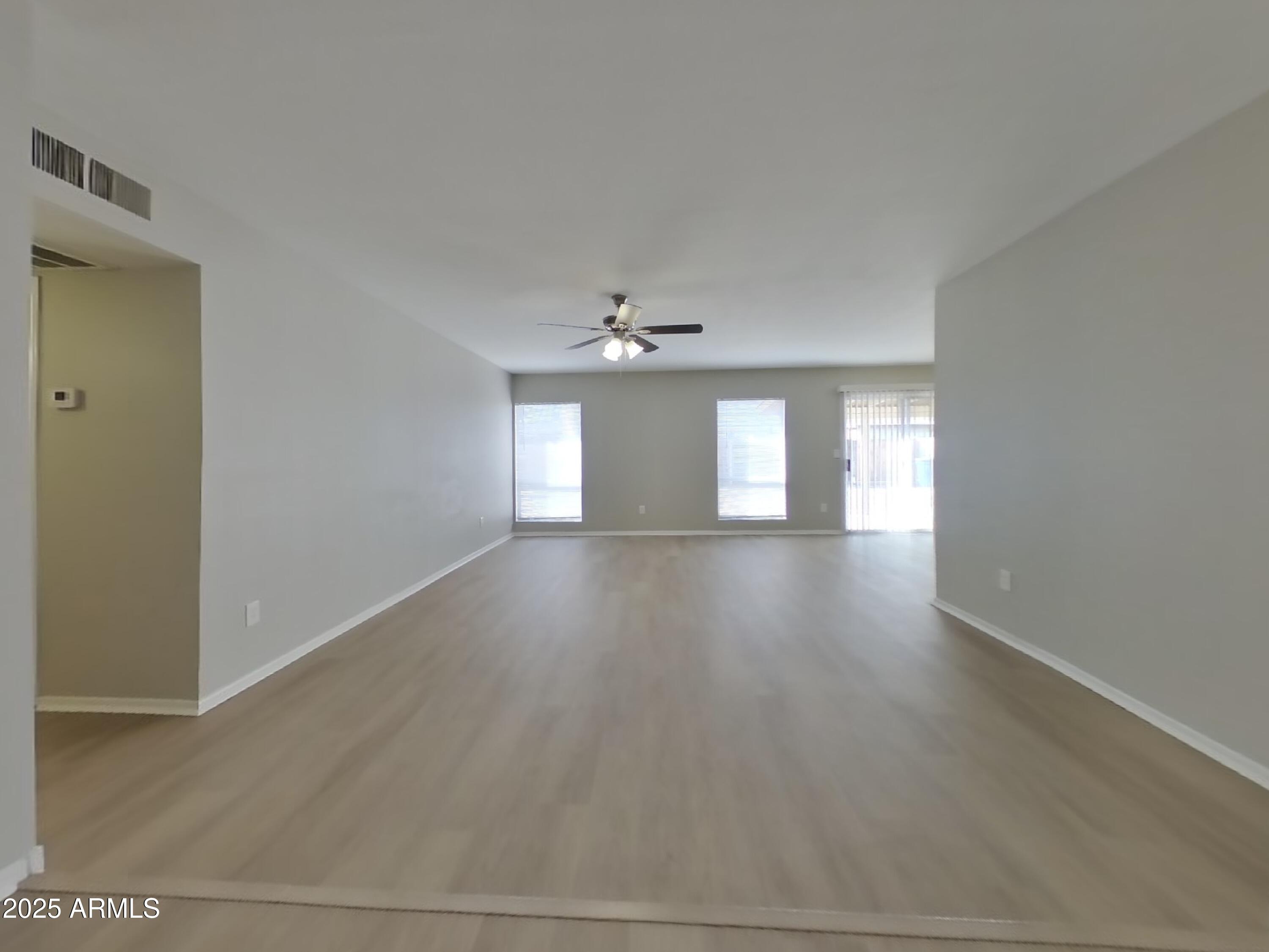 955 West Santa Cruz Drive Tempe, AZ 85282 - Photo 3 of 16 2_Image_LpFeKsQzo4