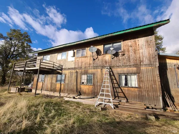 $120,000 | 36700 Mendocino Pass Road, Covelo, CA 95428