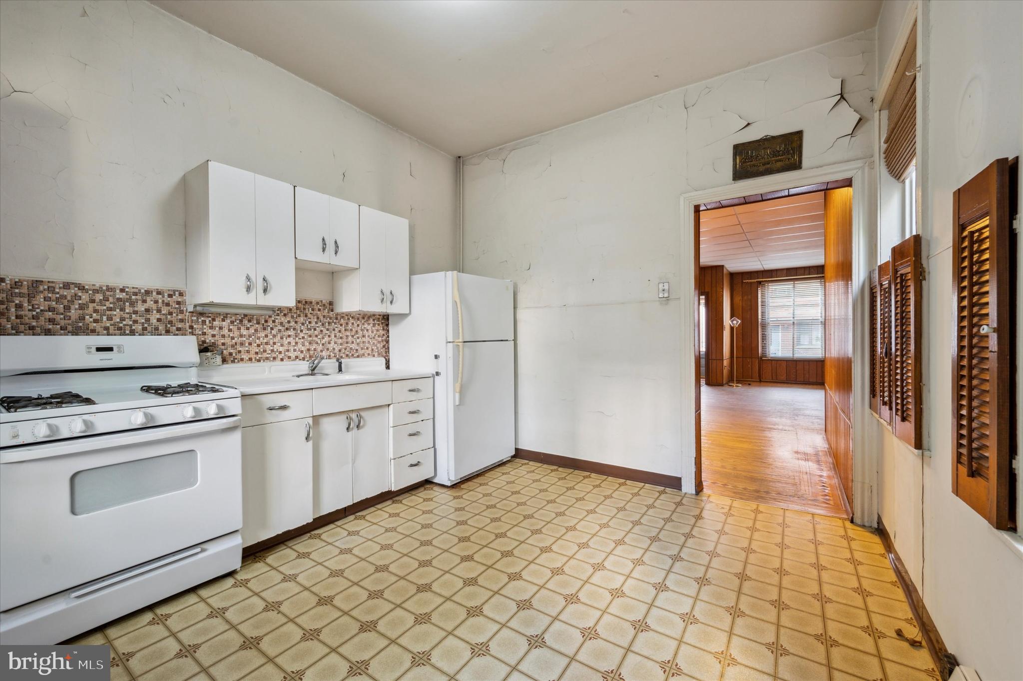 908 Reed Street Philadelphia, PA 19147 - Photo 8 of 15 Kitchen