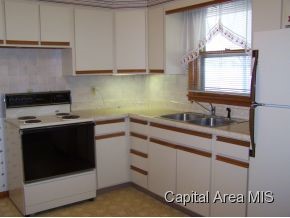 3041 East Elm Street Springfield, IL 62702 - Photo 3 of 8
