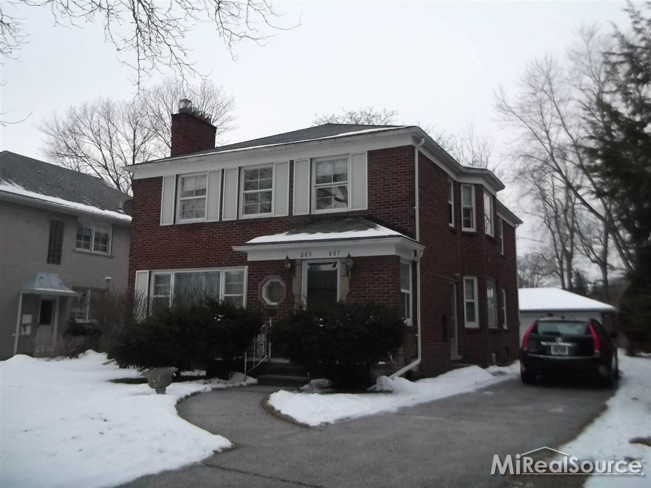 887 Harcourt Road Grosse Pointe, MI 48230 - Photo 1 of 25 31233849.JPG