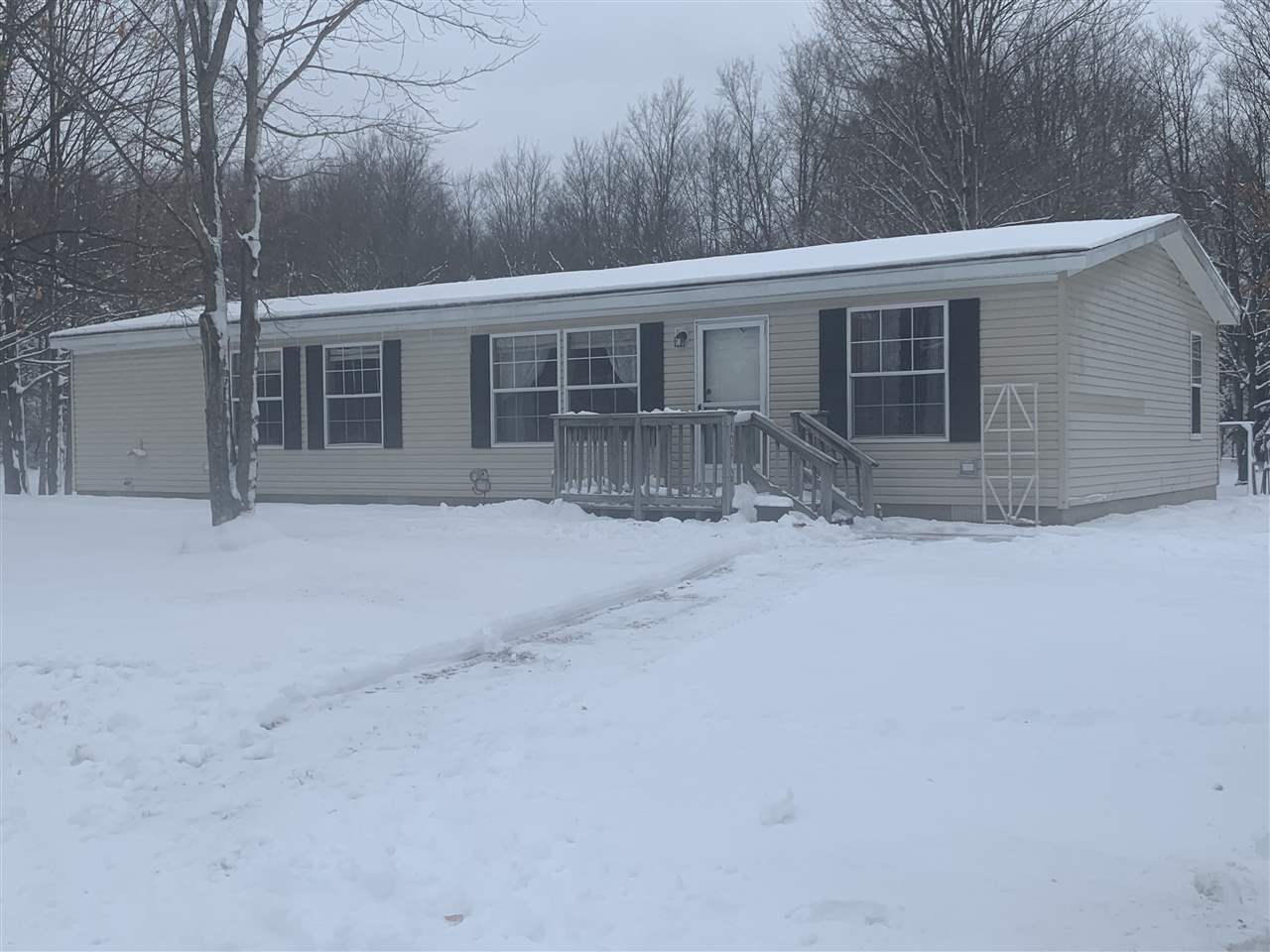 1020 West Rhoby Road Lake City, MI 49651 - Photo 28 of 39 1882816-27.JPG
