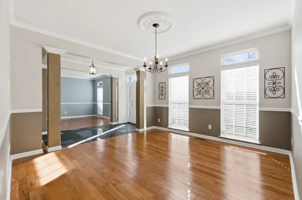 $684,900 | 1005 Valley Cove Court, Nashville, TN 37221