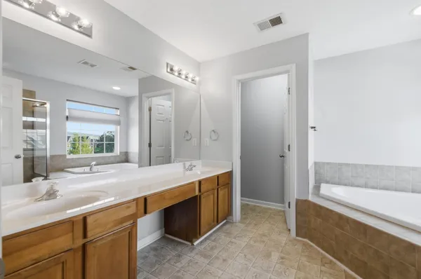 $684,900 | 1005 Valley Cove Court, Nashville, TN 37221