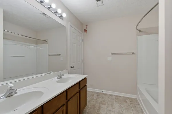 $684,900 | 1005 Valley Cove Court, Nashville, TN 37221