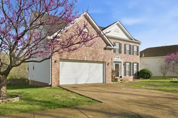 $684,900 | 1005 Valley Cove Court, Nashville, TN 37221
