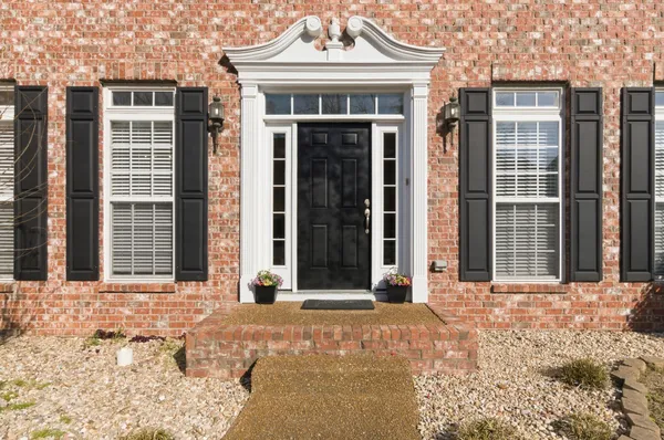 $684,900 | 1005 Valley Cove Court, Nashville, TN 37221