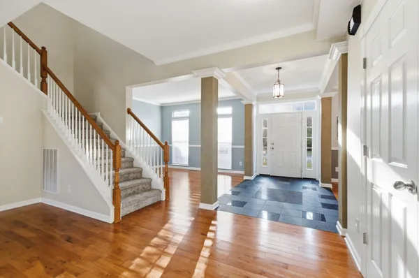 $684,900 | 1005 Valley Cove Court, Nashville, TN 37221