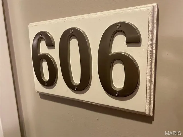 $1,345 | 5330 Pershing Avenue, Unit 606, St. Louis, MO 63112