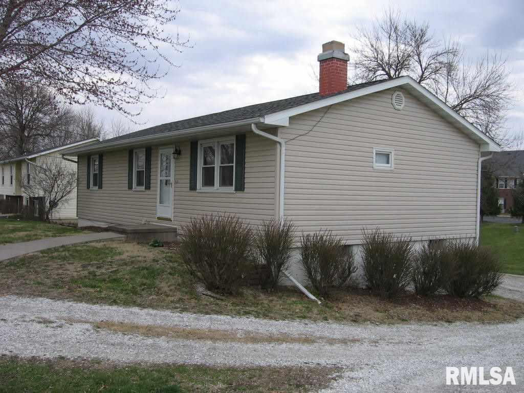 213 Robin Road Macomb, IL 61455 - Photo 13 of 15 Gallery Image 13