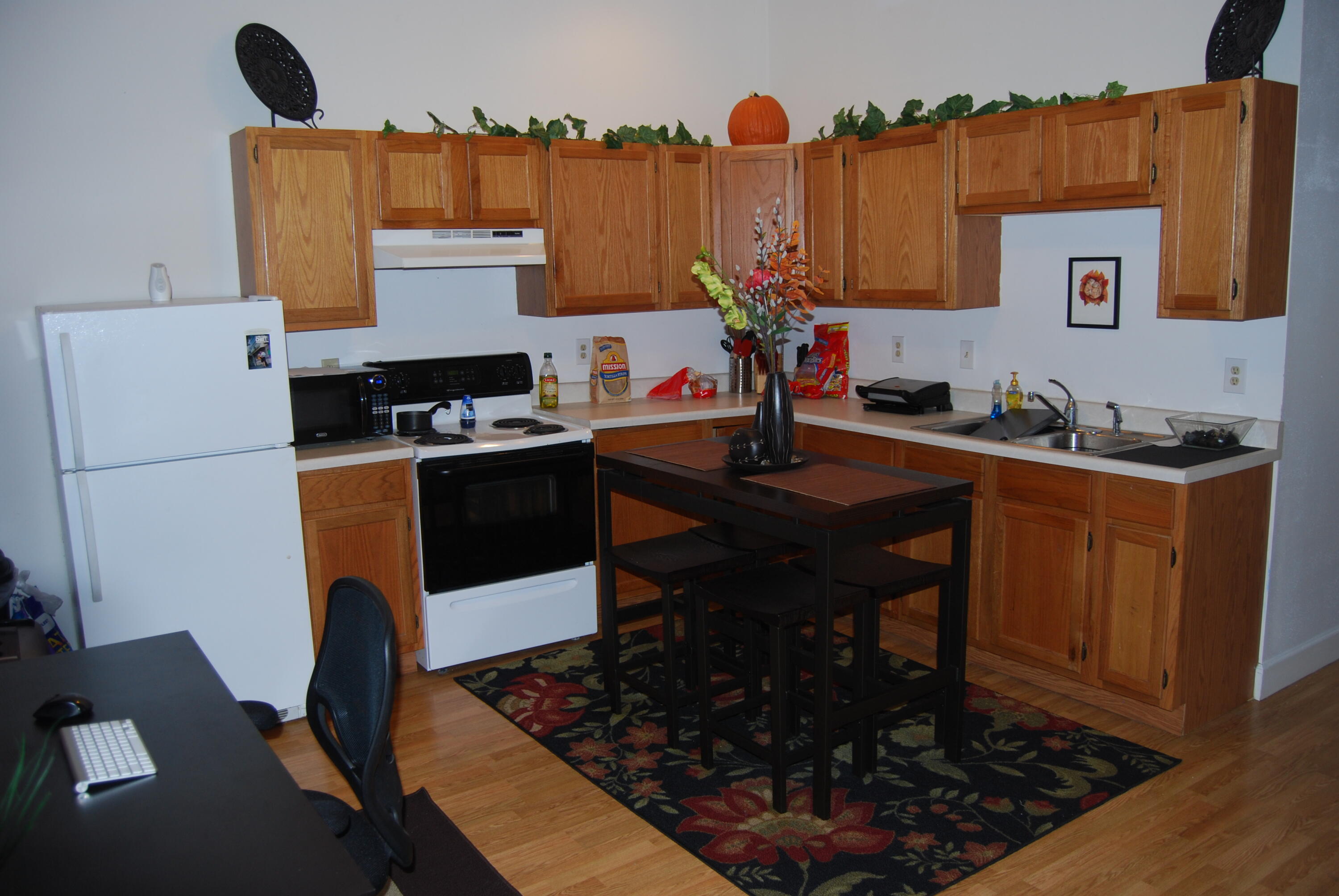 506 7th Street, Unit 2 Racine, WI 53403 - Photo 3 of 13 original (2)