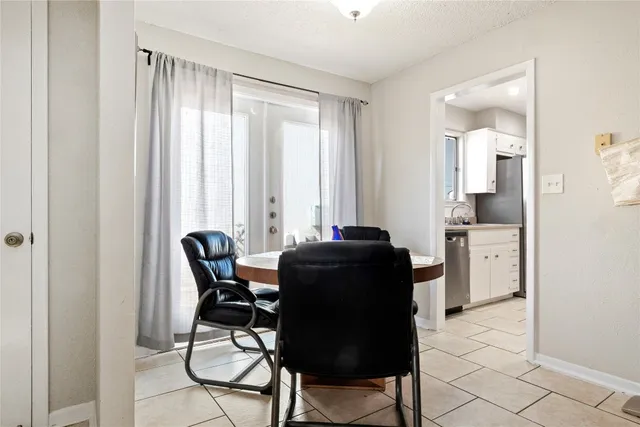 $2,650 | 3222 Tamarron Boulevard, Unit A, Austin, TX 78746