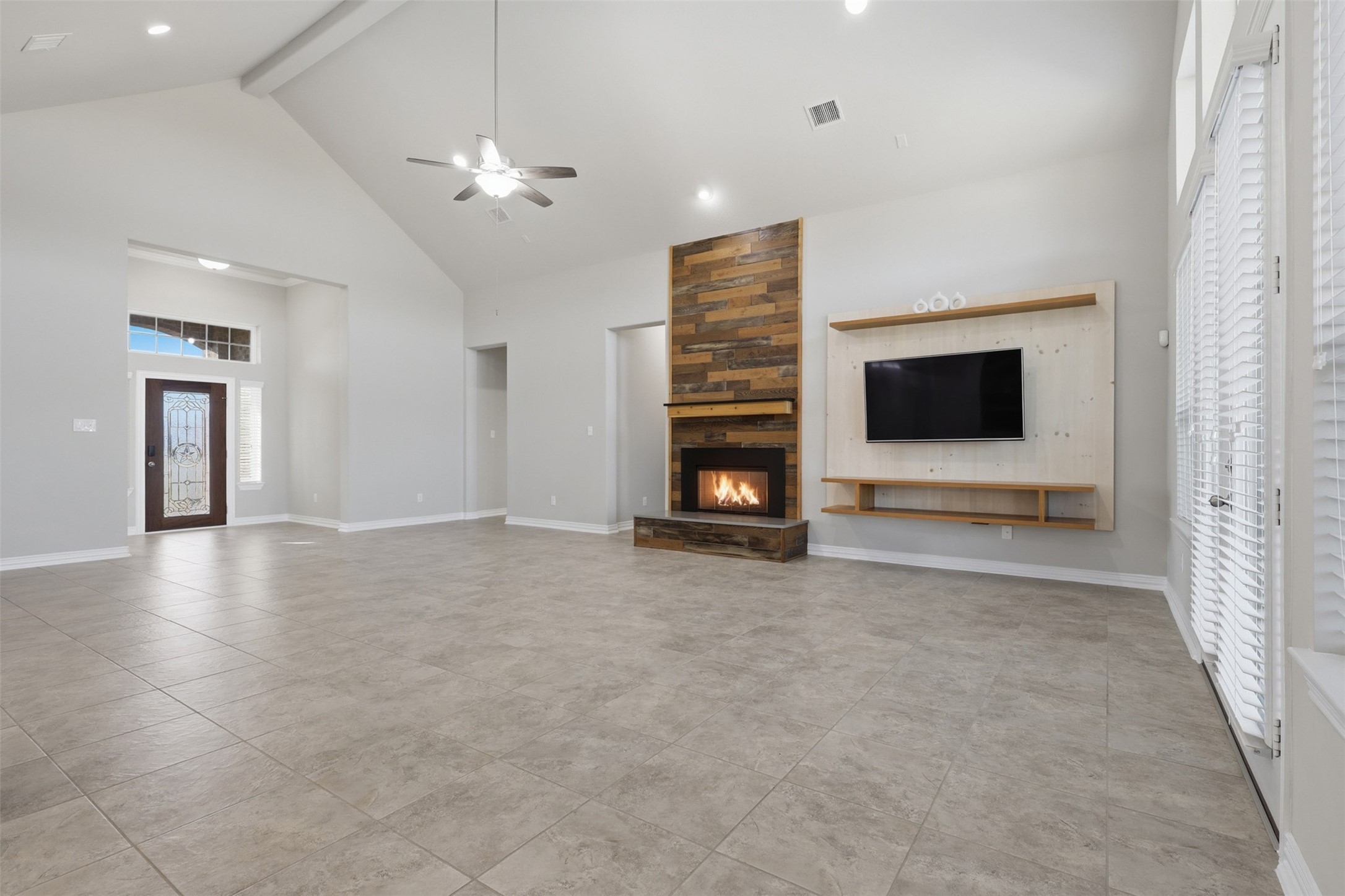 7915 Stratford Hall Drive Rosharon, TX 77583 - Photo 8 of 26