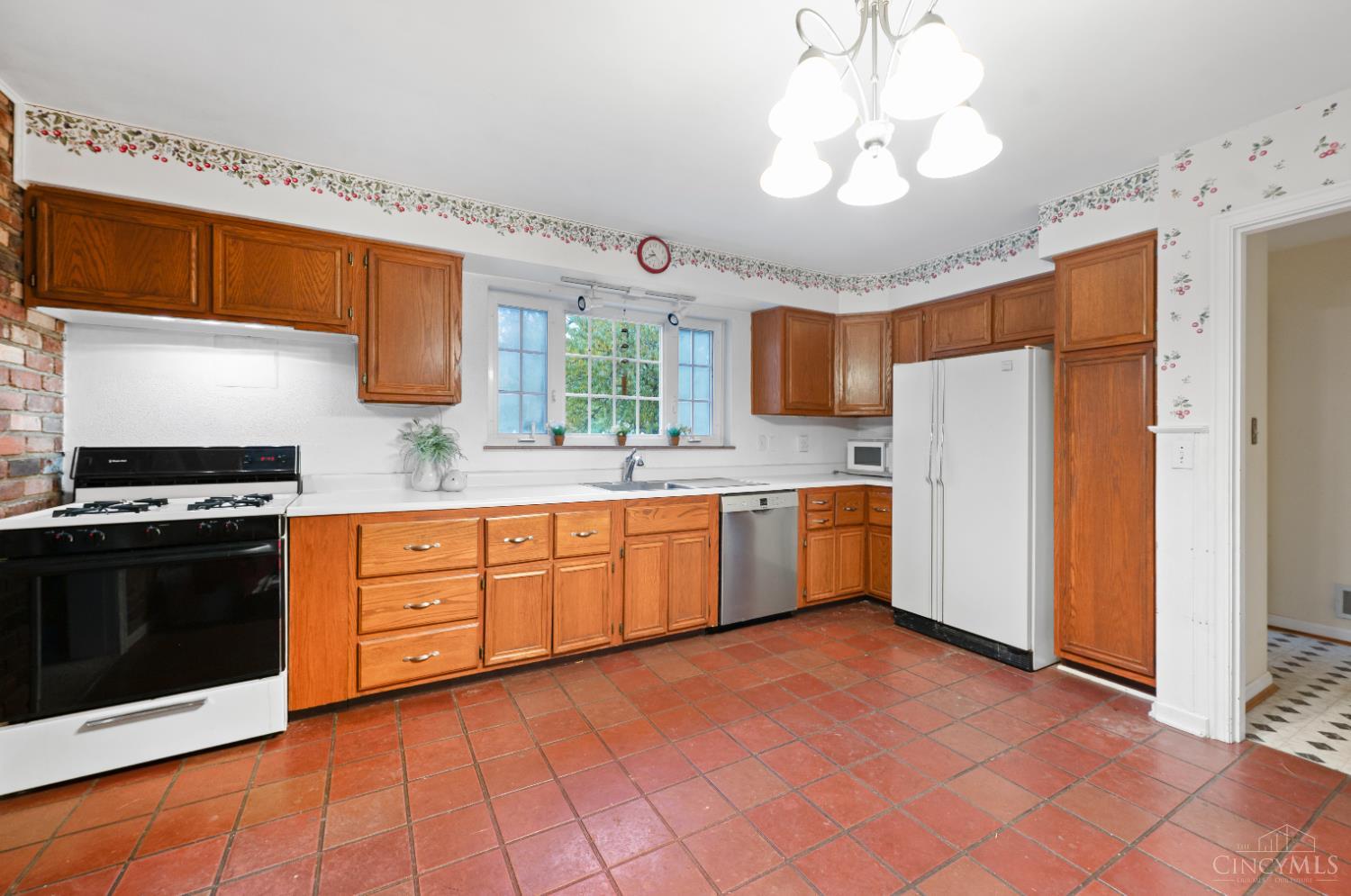 7400 Lawyer Road Cincinnati, OH 45244 - Photo 11 of 41 Gallery Image 11