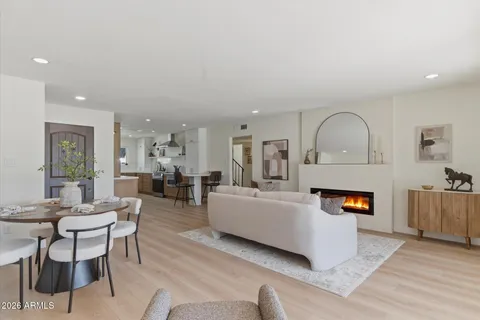 $699,900 | 7637 East Thornwood Drive, Scottsdale, AZ 85251