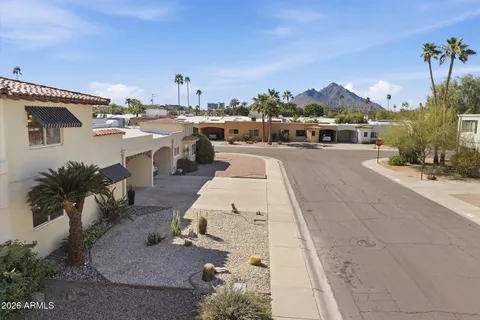 $685,000 | 7637 East Thornwood Drive, Scottsdale, AZ 85251