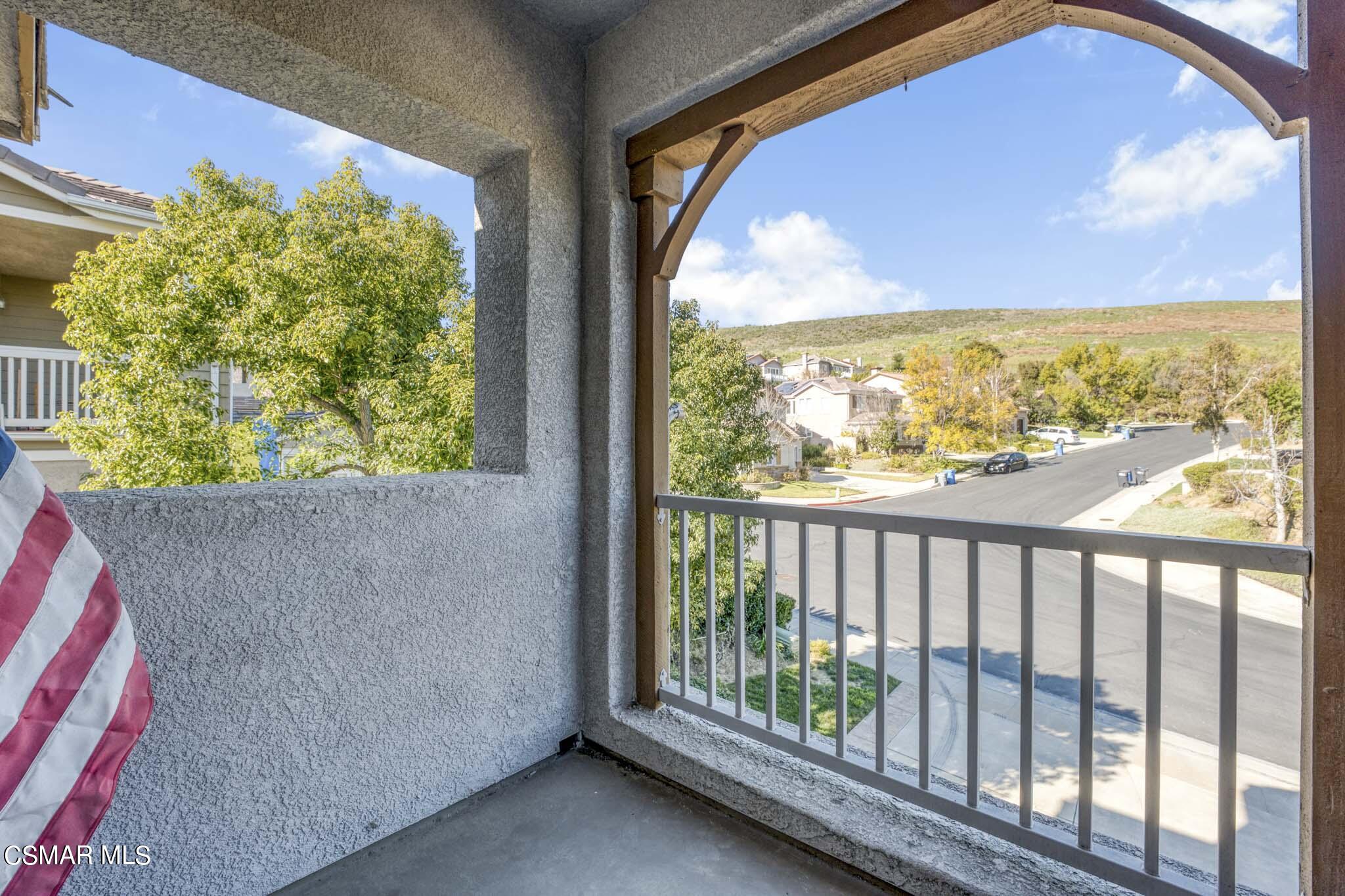 476 Woodland Road Simi Valley, CA 93065 - Photo 27 of 41 a view of a blue sky from a balcony