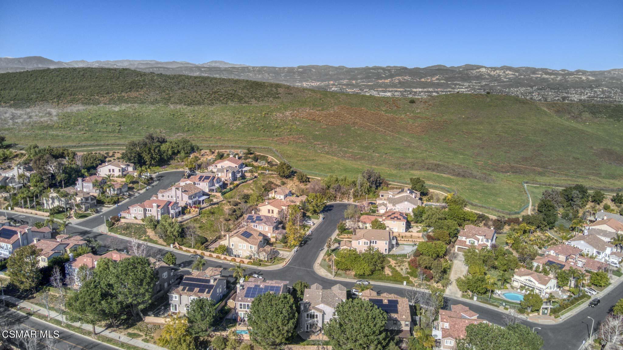 476 Woodland Road Simi Valley, CA 93065 - Photo 8 of 41 a view of a city with an ocean