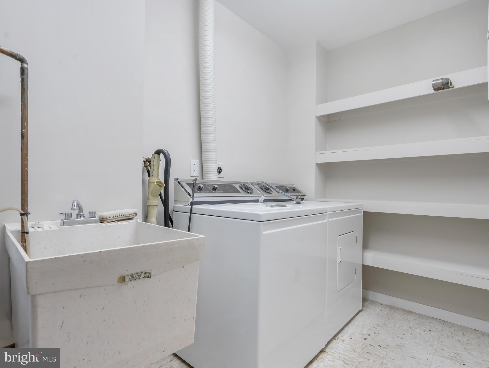 6300 Red Cedar Place, Unit 300 Baltimore, MD 21209 - Photo 31 of 36 Laundry area