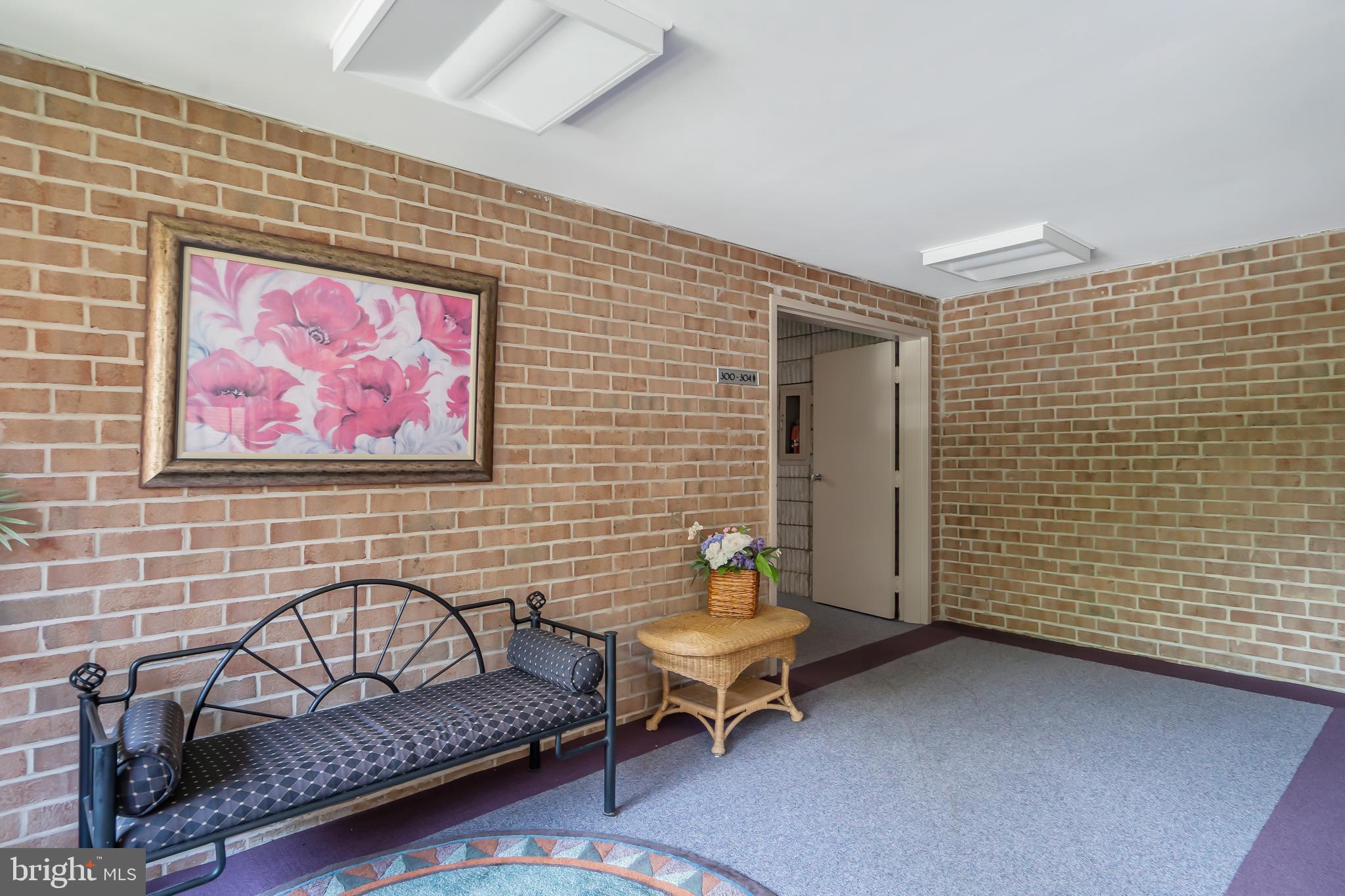 6300 Red Cedar Place, Unit 300 Baltimore, MD 21209 - Photo 7 of 36 Tons of Character Throughout