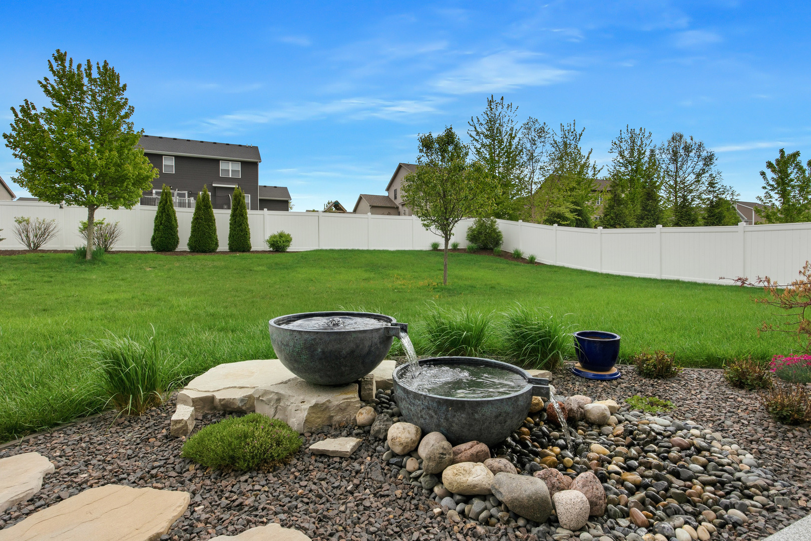6007 Roughleaf Avenue Bloomington, IL 61705 - Photo 3 of 68