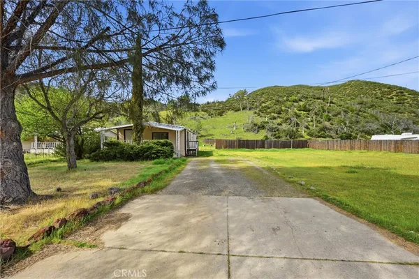 $199,900 | 3795 Spring Valley Road, Clearlake Oaks, CA 95423