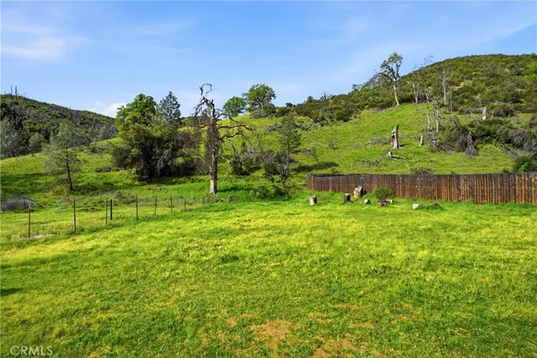 $199,900 | 3795 Spring Valley Road, Clearlake Oaks, CA 95423