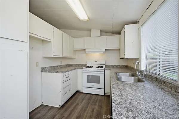 $199,900 | 3795 Spring Valley Road, Clearlake Oaks, CA 95423